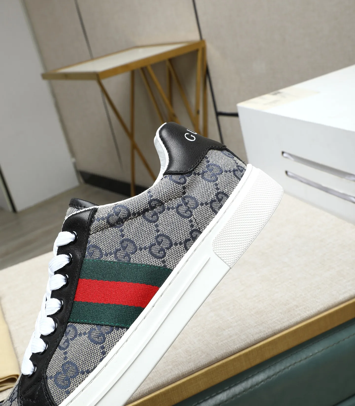 Men's shoes💰420 GUCCI🔍🔍latest spring style On sale at the same time at the counter, original calfskin imported from Italy, genuine leather lining, (high-end, luxury, and class) exquisite workmanship, soles: original soles specially provided by the original factory, ⚠Exclusive double-layer movable molded soles are super comfortable⚠, real photos🎬The real ones are better🔍🔍"High quality·Follow the order" code number 38-44
